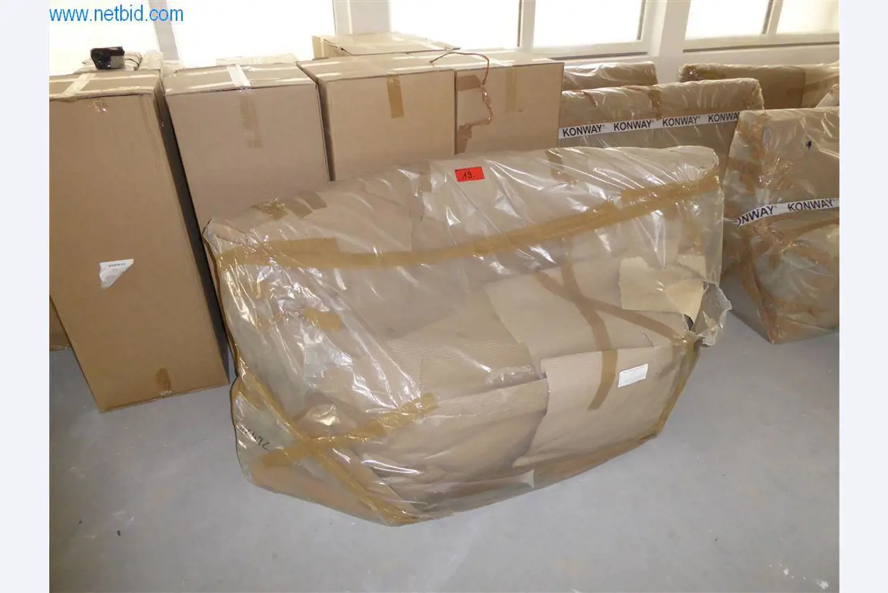 Bedrijfs- en kantooruitrusting van een manege-11