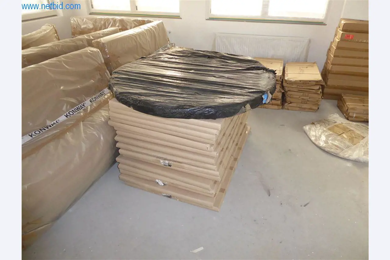 Bedrijfs- en kantooruitrusting van een manege-13