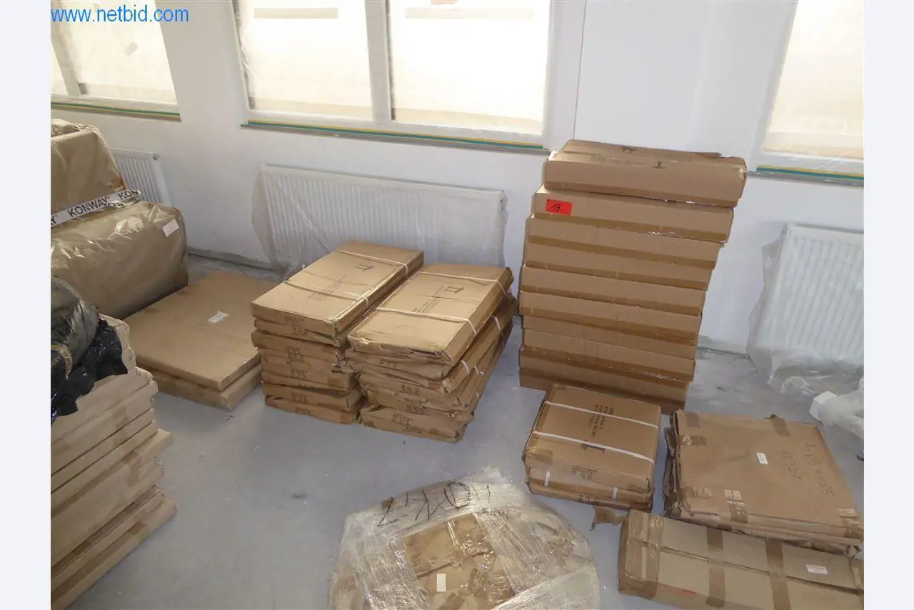 Bedrijfs- en kantooruitrusting van een manege-14