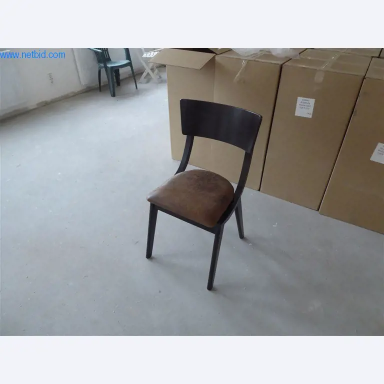 Bedrijfs- en kantooruitrusting van een manege-18