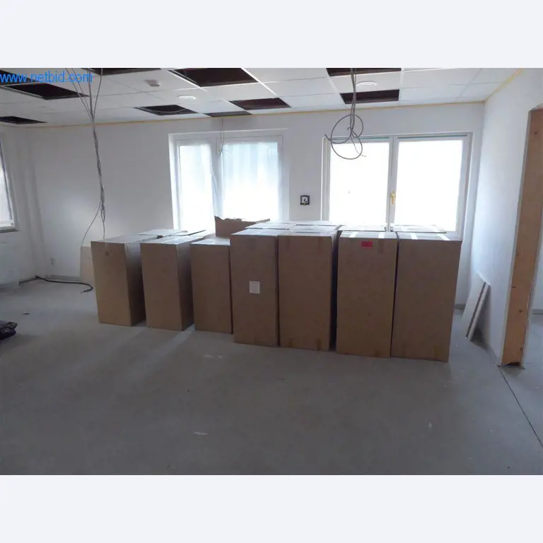 Bedrijfs- en kantooruitrusting van een manege-1