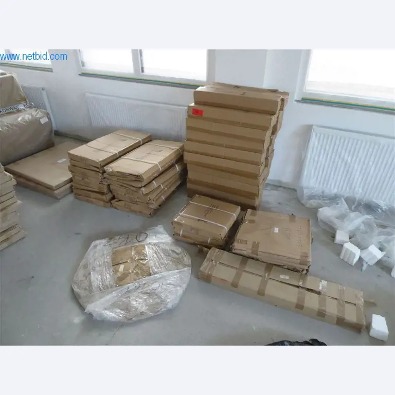 Bedrijfs- en kantooruitrusting van een manege-5