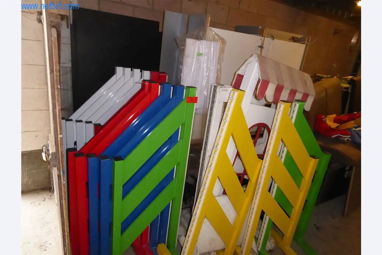 Bedrijfs- en kantooruitrusting van een manege-1