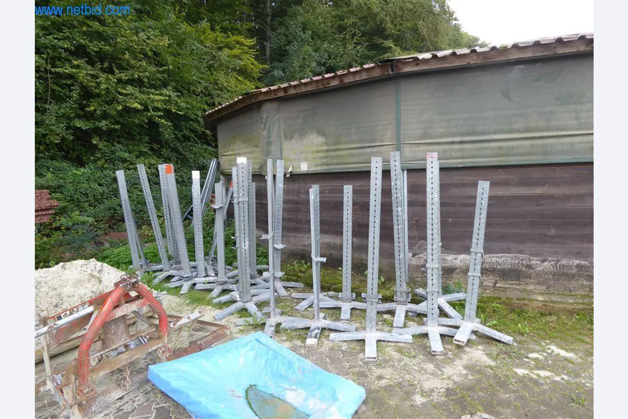 Bedrijfs- en kantooruitrusting van een manege-3