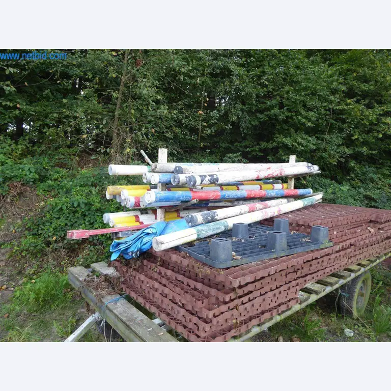 Bedrijfs- en kantooruitrusting van een manege-4