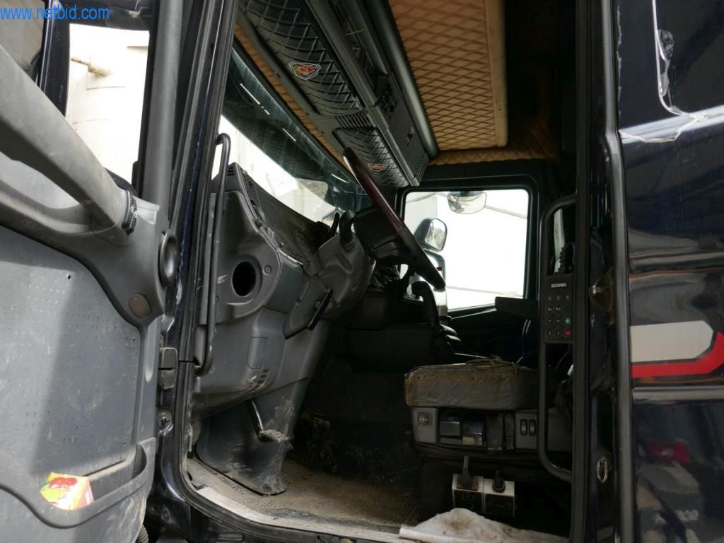 Vehículos, accesorios para camiones y maquinaria de construcción-11