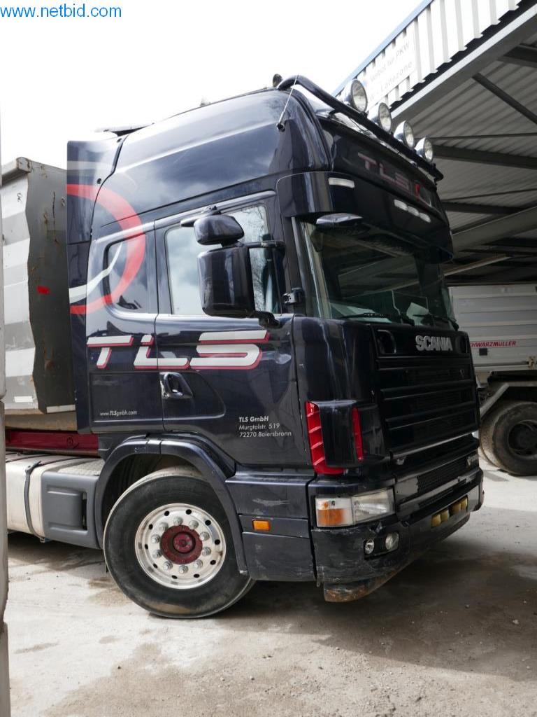 Vehículos, accesorios para camiones y maquinaria de construcción-1