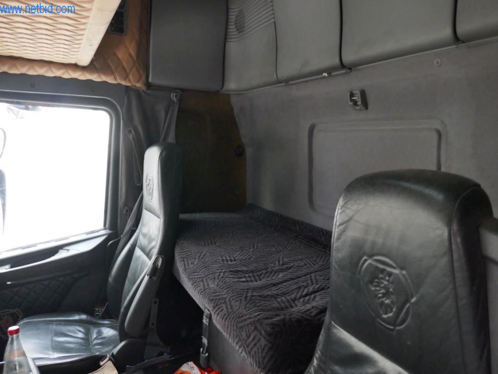 Vehículos, accesorios para camiones y maquinaria de construcción-3