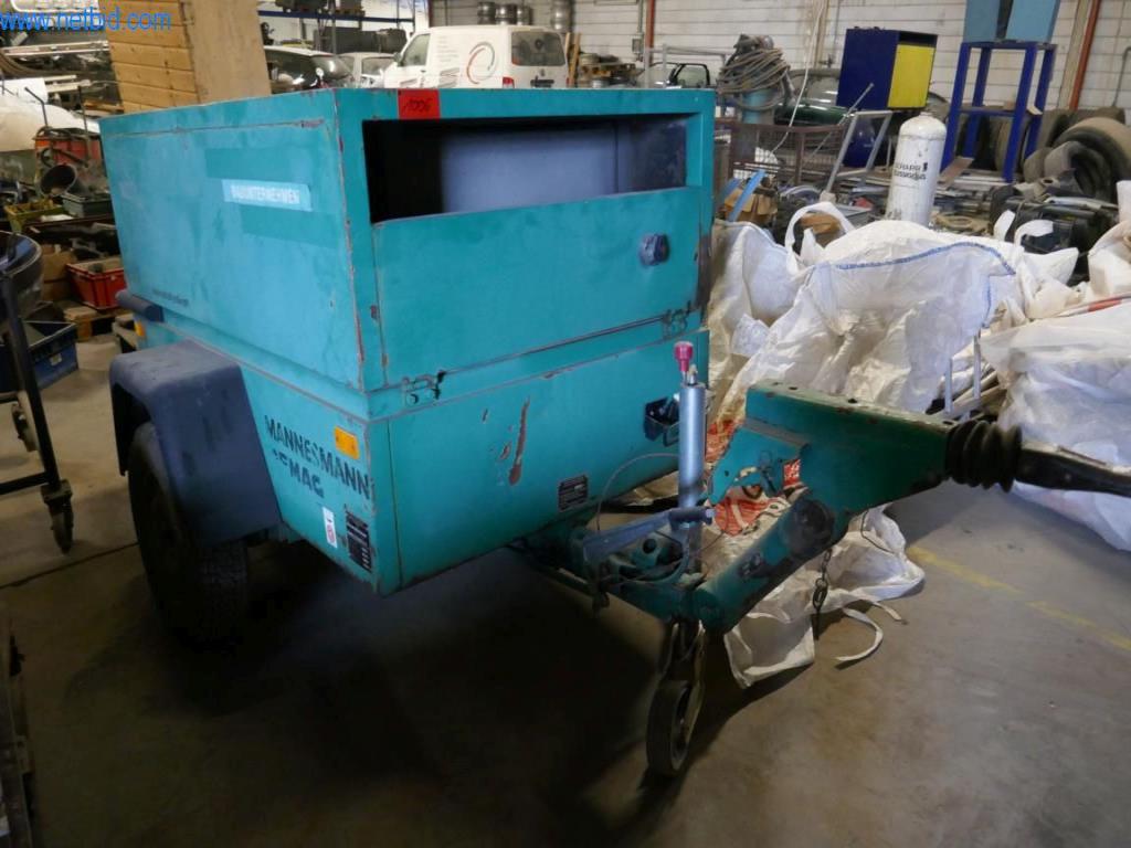 Vehículos, accesorios para camiones y maquinaria de construcción-1