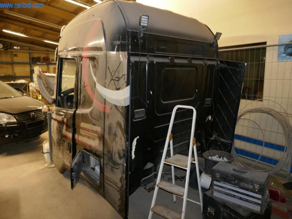 Vehículos, accesorios para camiones y maquinaria de construcción-3