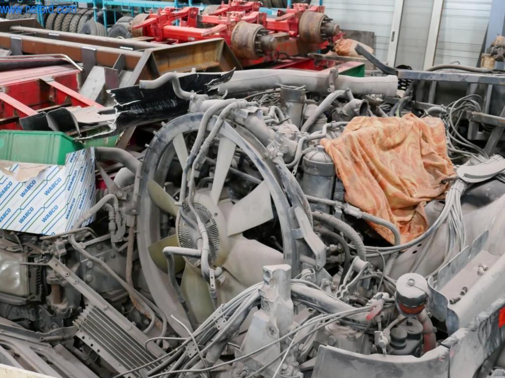 Vehículos, accesorios para camiones y maquinaria de construcción-7