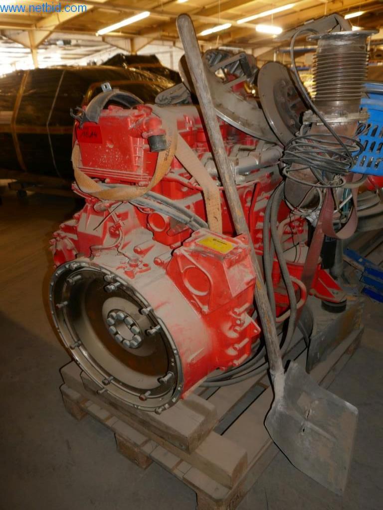 Vehículos, accesorios para camiones y maquinaria de construcción-4