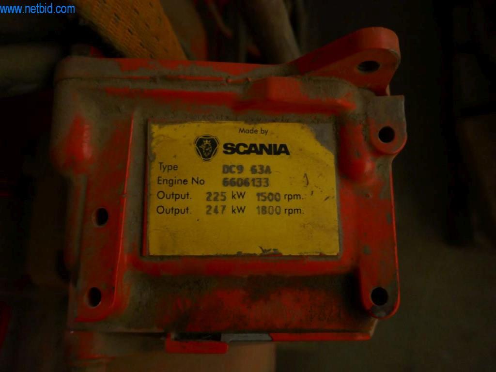 Vehículos, accesorios para camiones y maquinaria de construcción-5