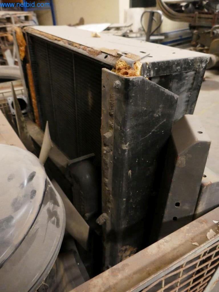 Vehículos, accesorios para camiones y maquinaria de construcción-7