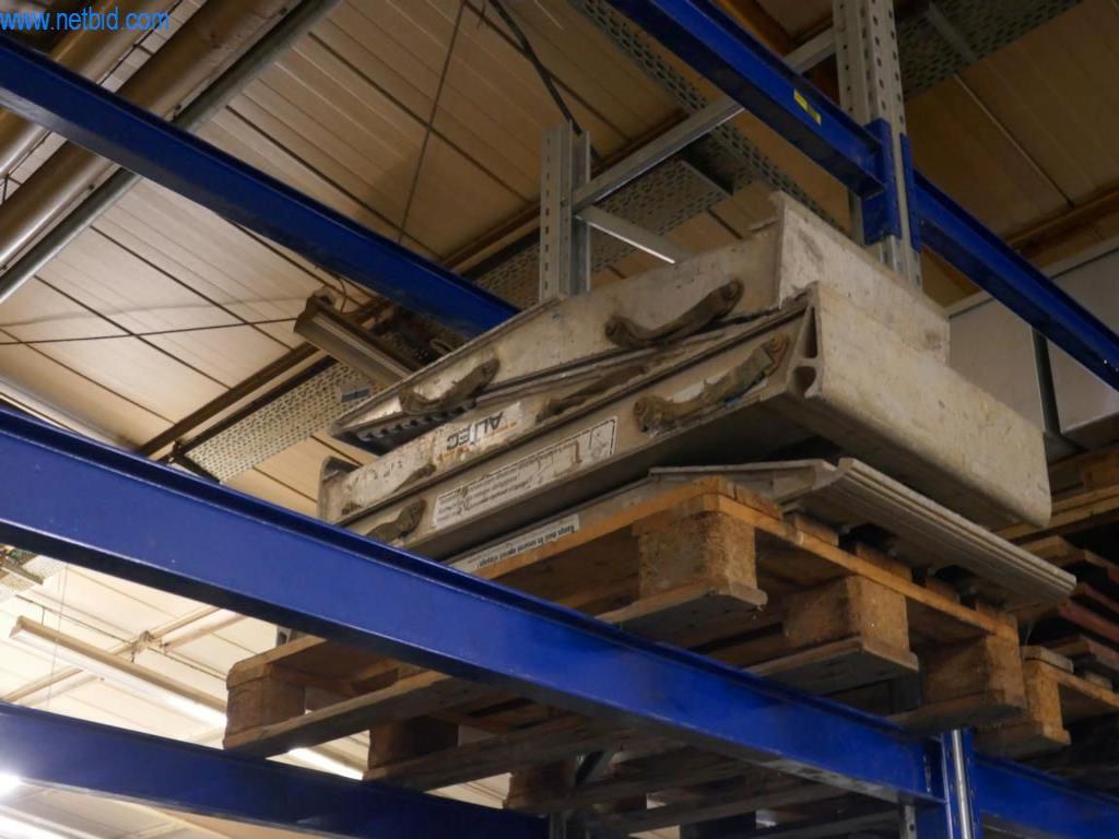 Vehículos, accesorios para camiones y maquinaria de construcción-1