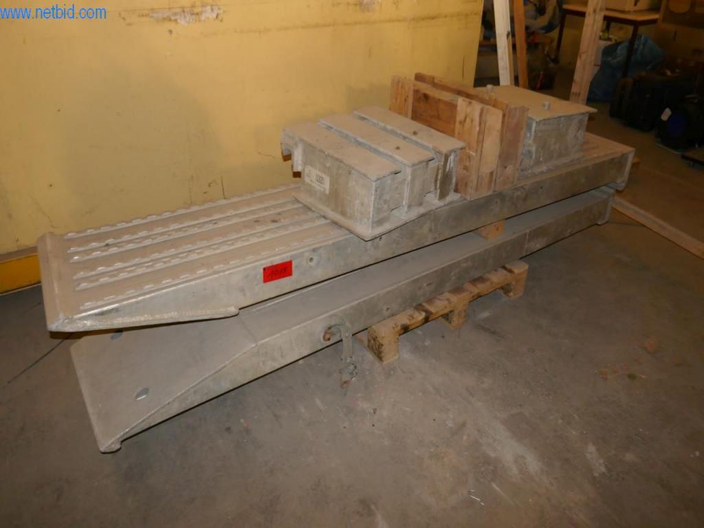 Vehículos, accesorios para camiones y maquinaria de construcción-4