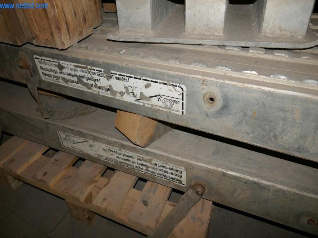 Vehículos, accesorios para camiones y maquinaria de construcción-5