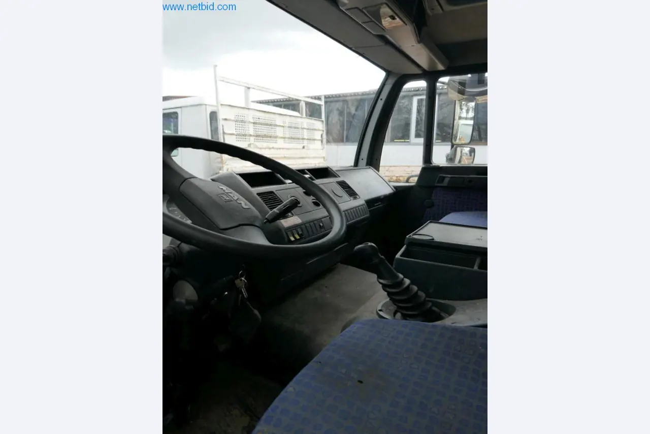 Voertuigen, vrachtwagenaccessoires en bouwmachines-12