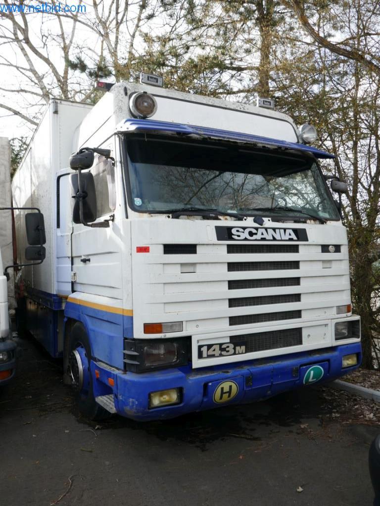 Vehículos, accesorios para camiones y maquinaria de construcción-13