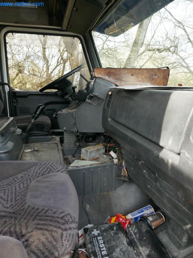 Vehículos, accesorios para camiones y maquinaria de construcción-16