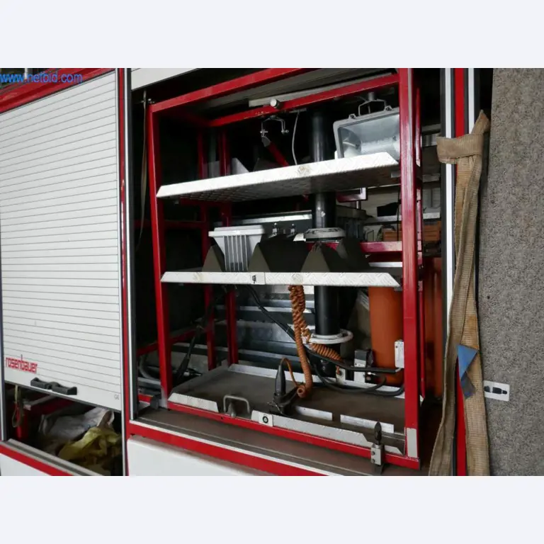 Vozila, oprema za tovornjake in gradbeni stroji-7