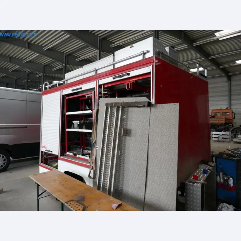 Vozila, oprema za tovornjake in gradbeni stroji-8