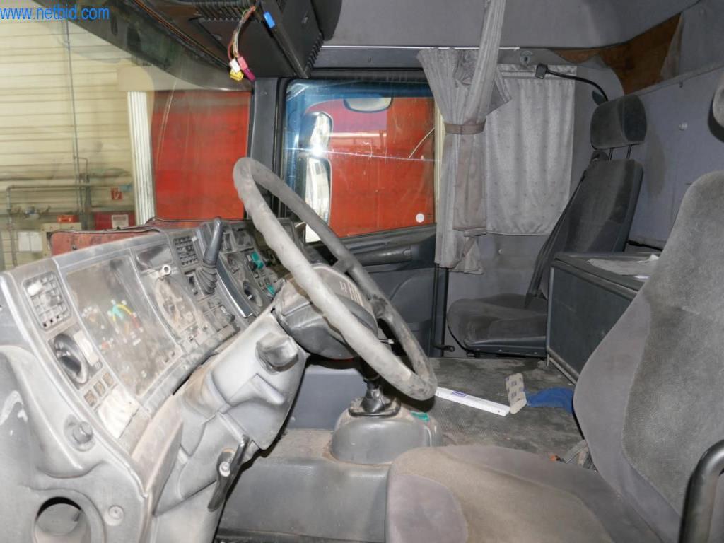 Vehículos, accesorios para camiones y maquinaria de construcción-10