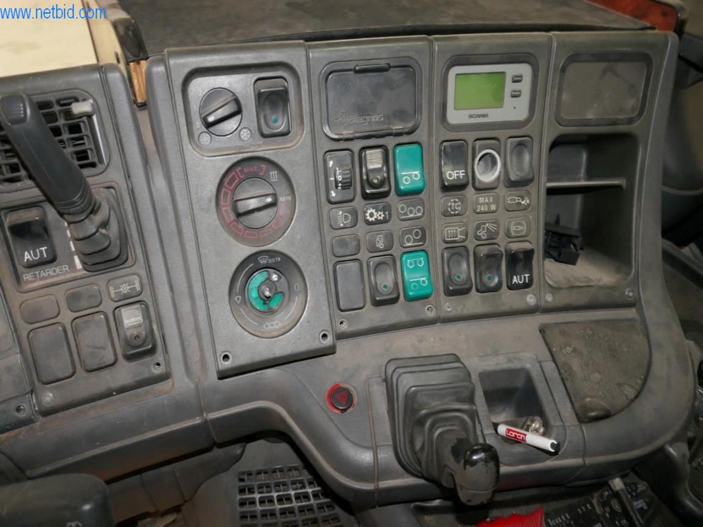 Vehículos, accesorios para camiones y maquinaria de construcción-12