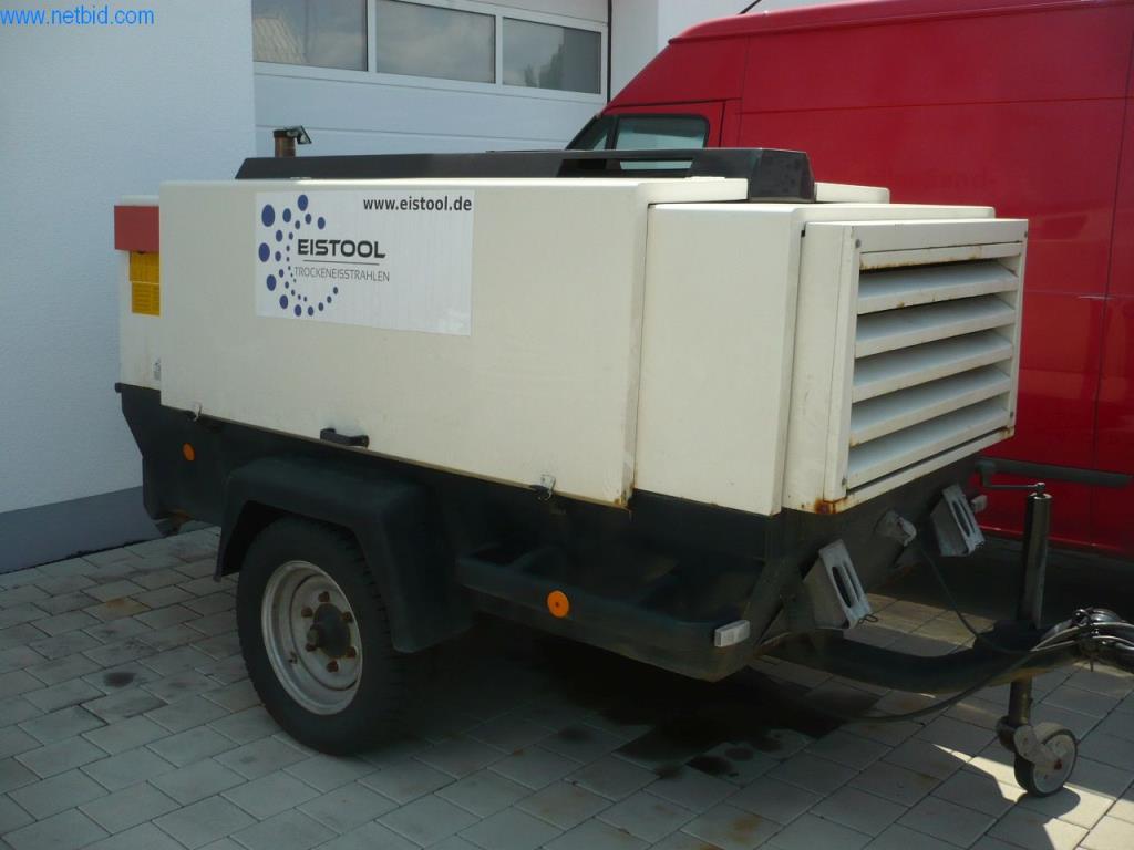 Firma sprzątająca z systemami do wydmuchiwania suchego lodu-5