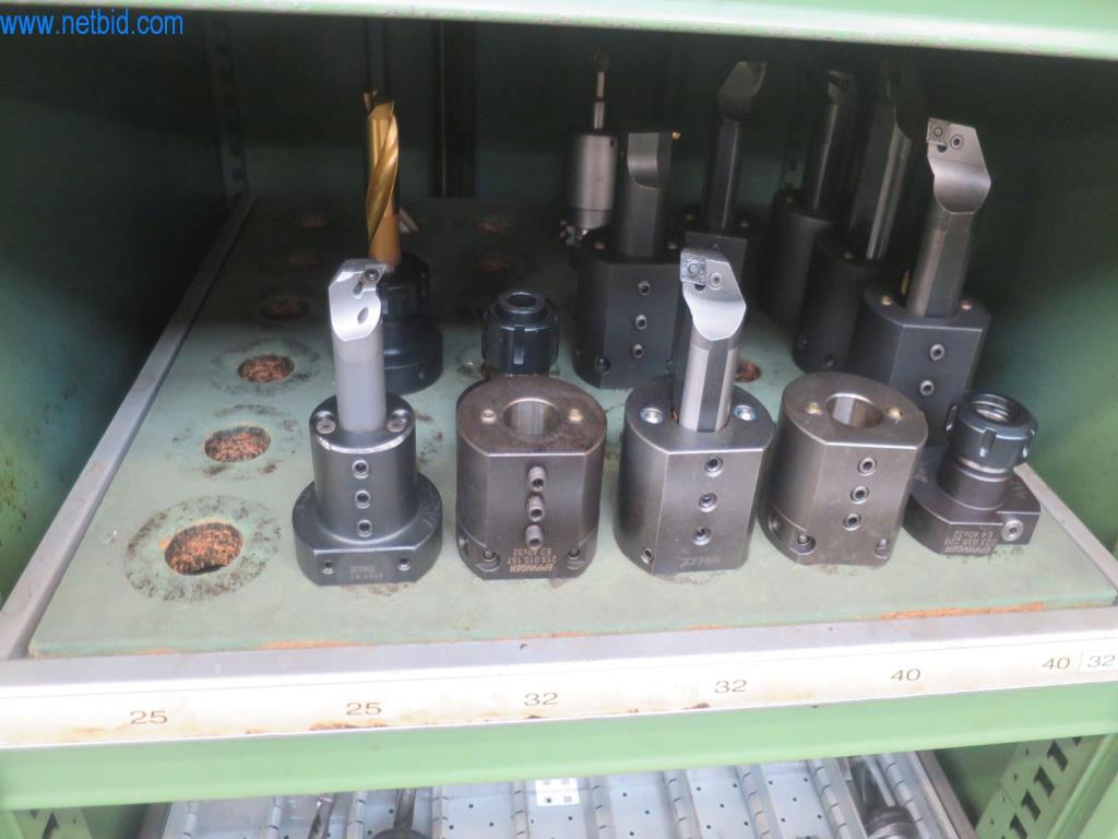 Kompletní sortiment vysoce kvalitních CNC obráběcích strojů-3