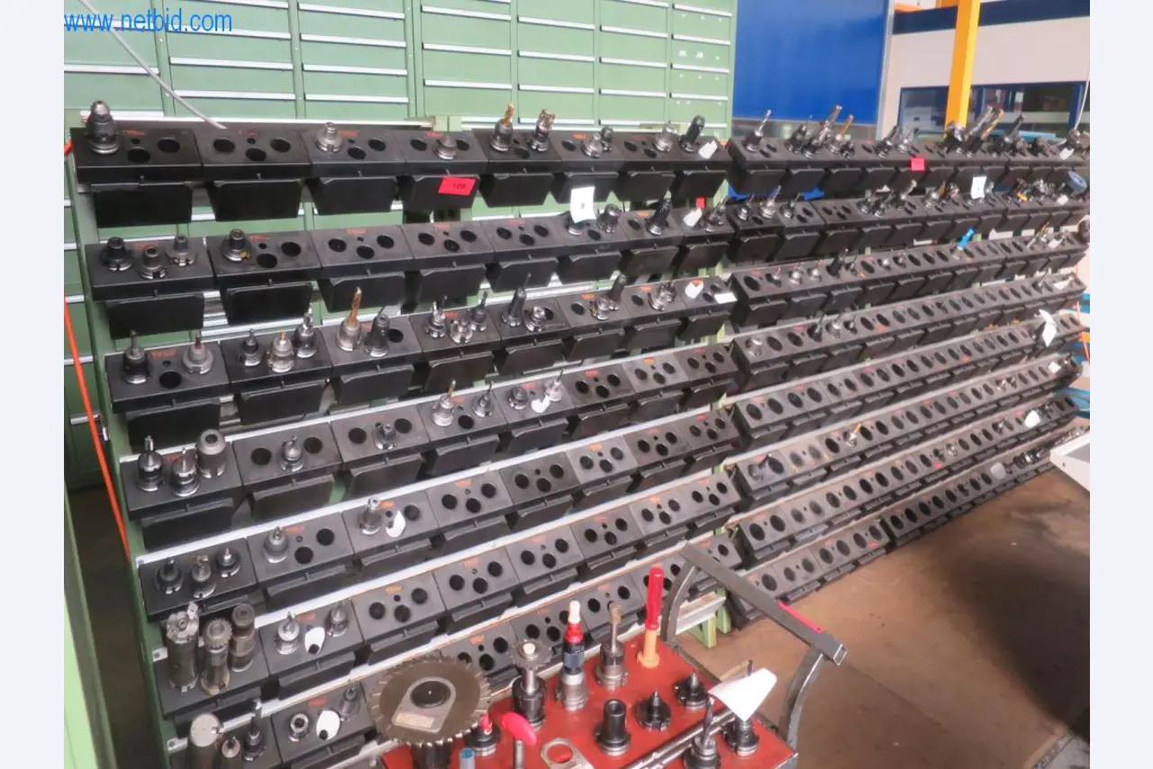 Gama completa de máquinas de processamento CNC de alta qualidade-1