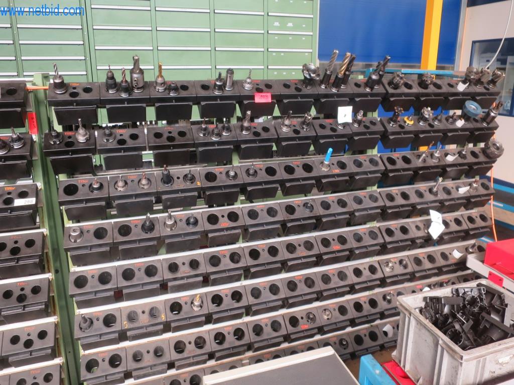 Kompletní sortiment vysoce kvalitních CNC obráběcích strojů-3