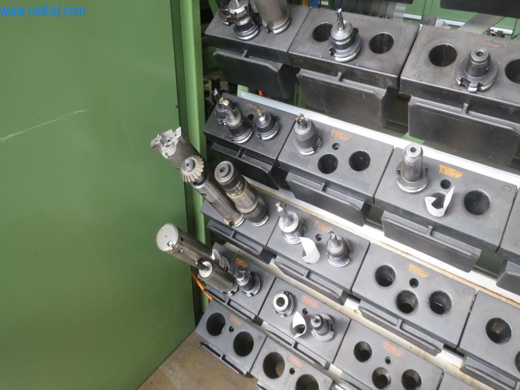 Kompletní sortiment vysoce kvalitních CNC obráběcích strojů-6