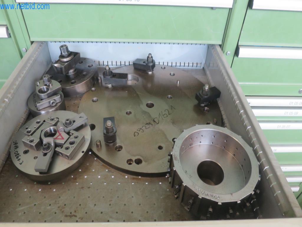 Kompletní sortiment vysoce kvalitních CNC obráběcích strojů-7