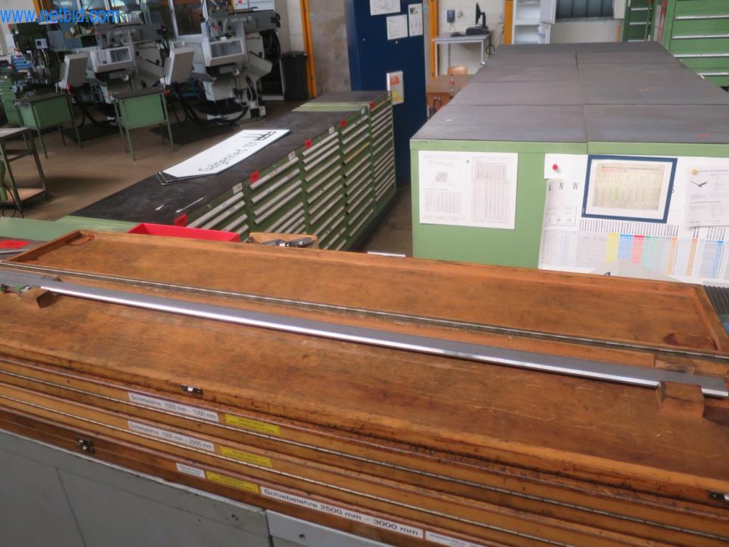 Kompletní sortiment vysoce kvalitních CNC obráběcích strojů-5