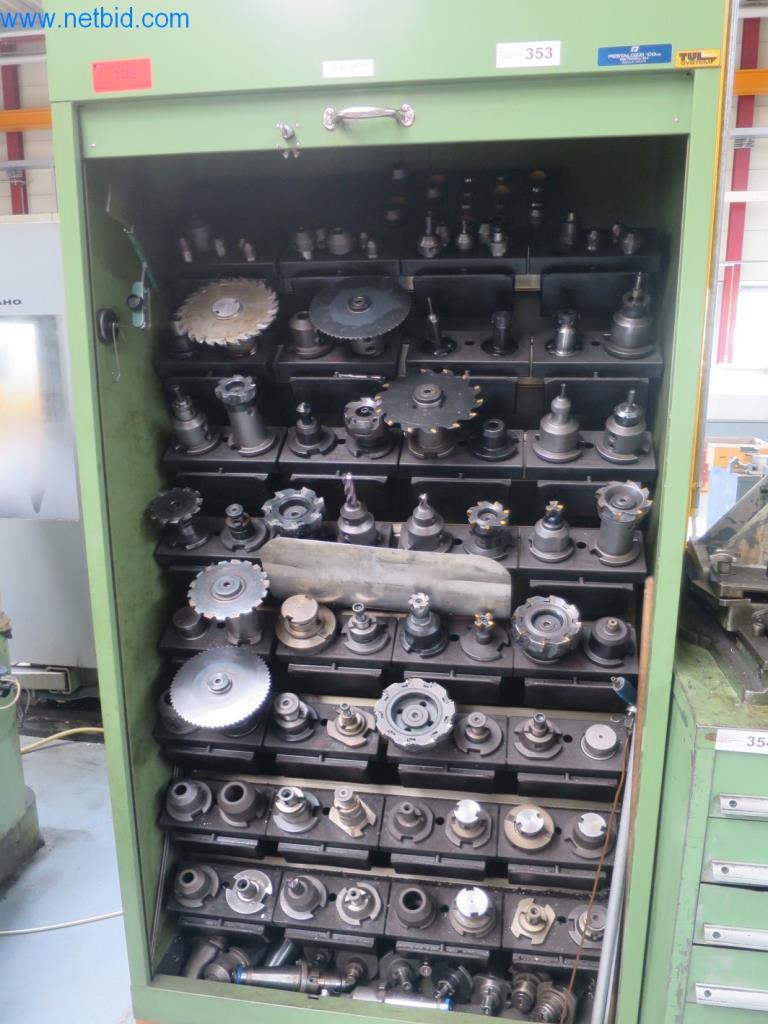 Kompletní sortiment vysoce kvalitních CNC obráběcích strojů-1