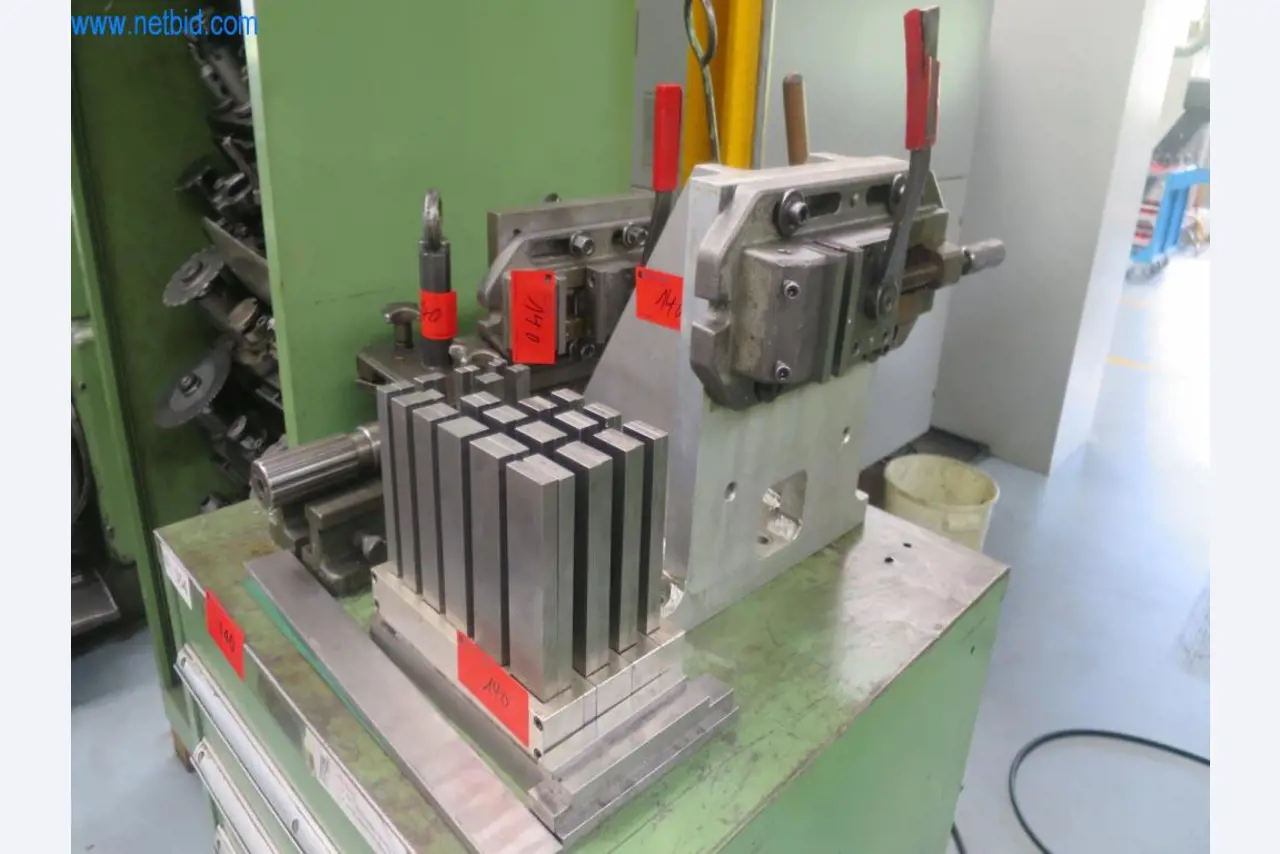 Gama completa de máquinas de processamento CNC de alta qualidade-3
