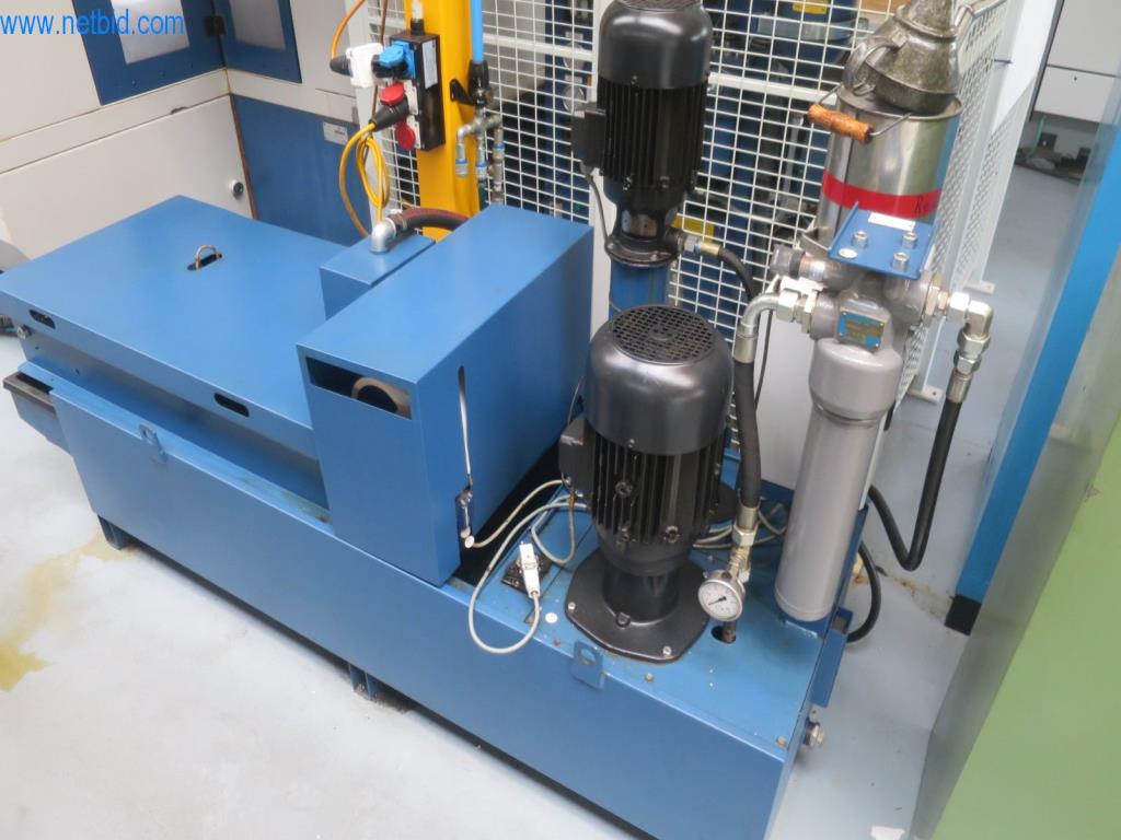 Kompletní sortiment vysoce kvalitních CNC obráběcích strojů-8