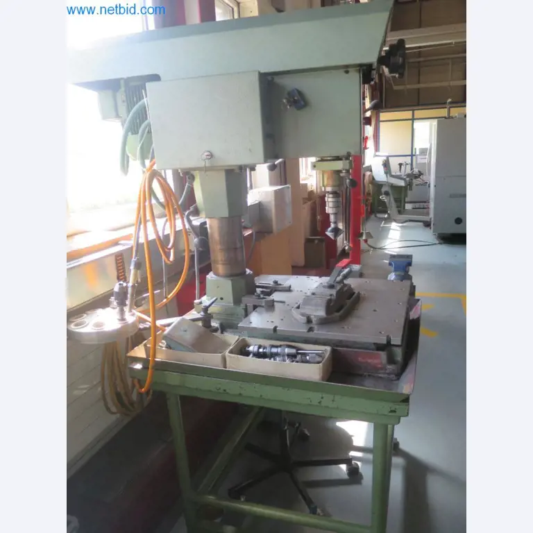 Kompletter Maschinenpark hochwertiger CNC-Bearbeitungsmaschinen-3