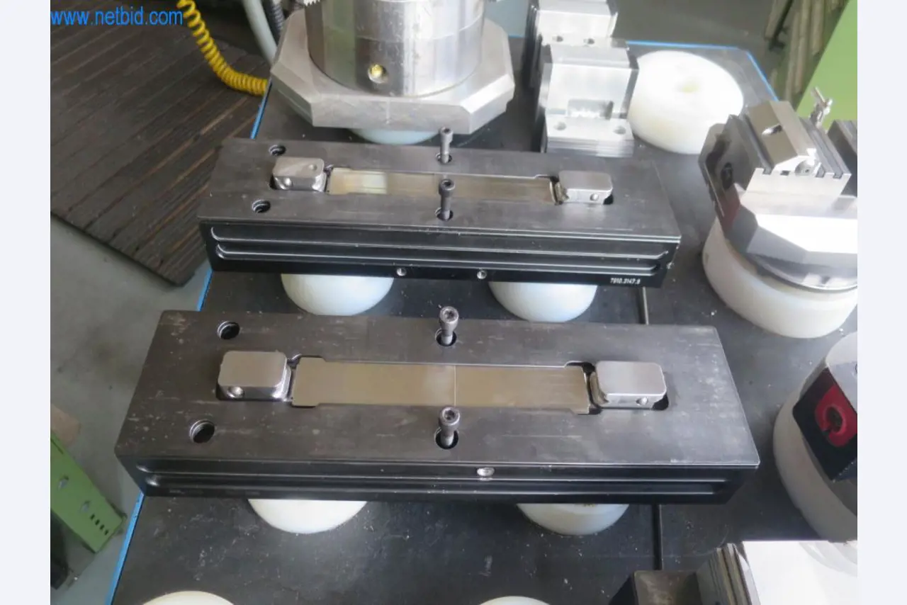 Gama completa de máquinas de processamento CNC de alta qualidade-3