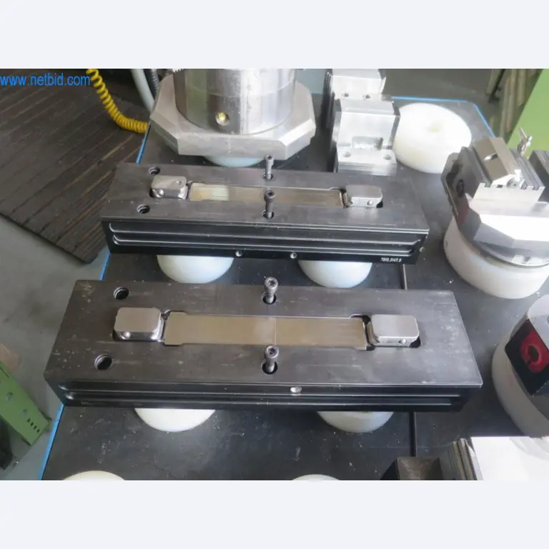 Gama completa de máquinas de processamento CNC de alta qualidade-3
