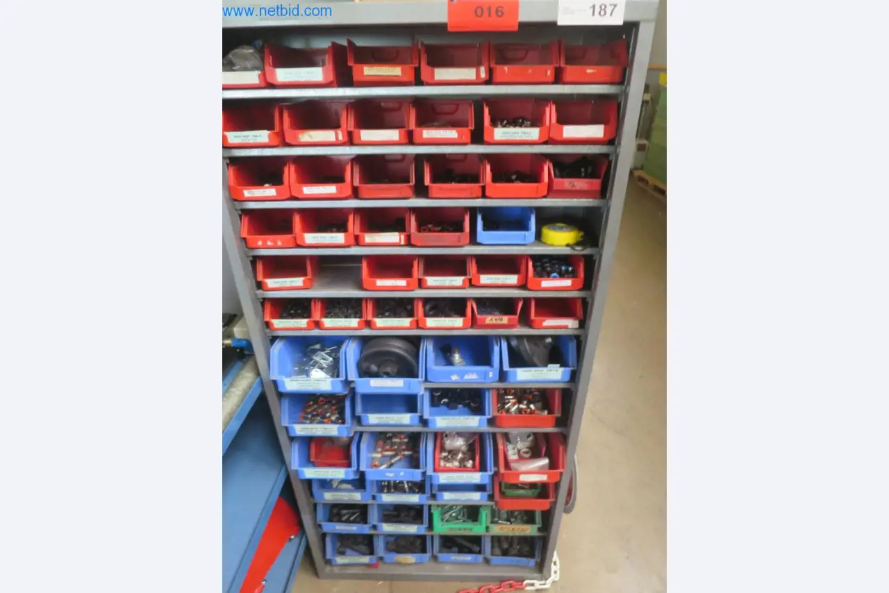 Kompletter Maschinenpark hochwertiger CNC-Bearbeitungsmaschinen-1