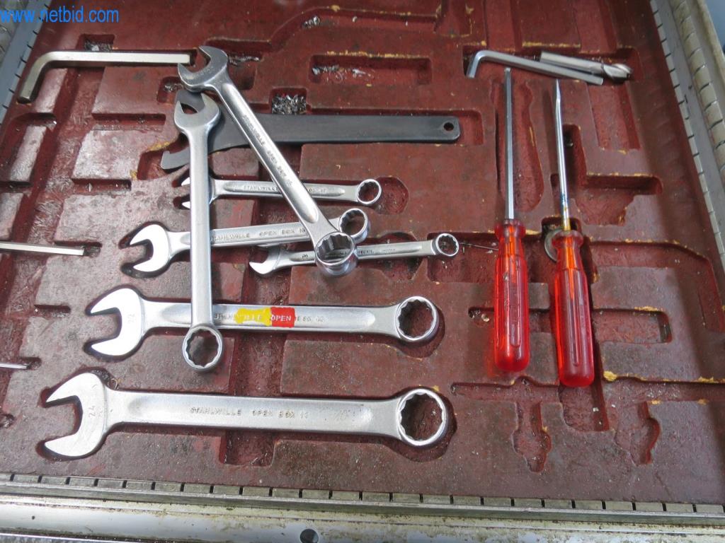 Kompletní sortiment vysoce kvalitních CNC obráběcích strojů-11