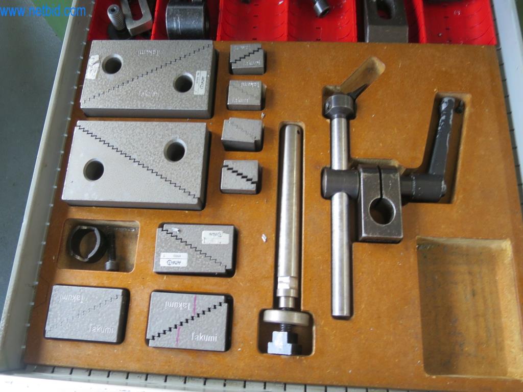 Kompletní sortiment vysoce kvalitních CNC obráběcích strojů-14