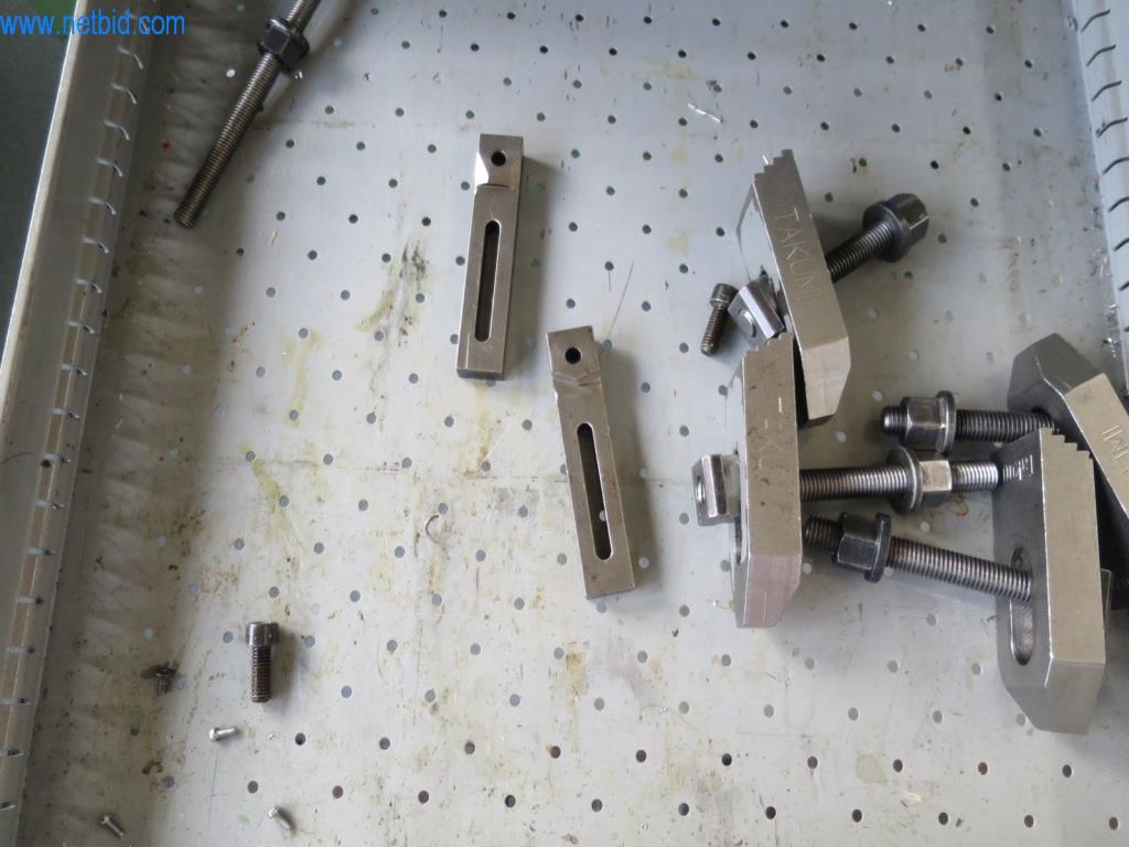 Kompletní sortiment vysoce kvalitních CNC obráběcích strojů-15