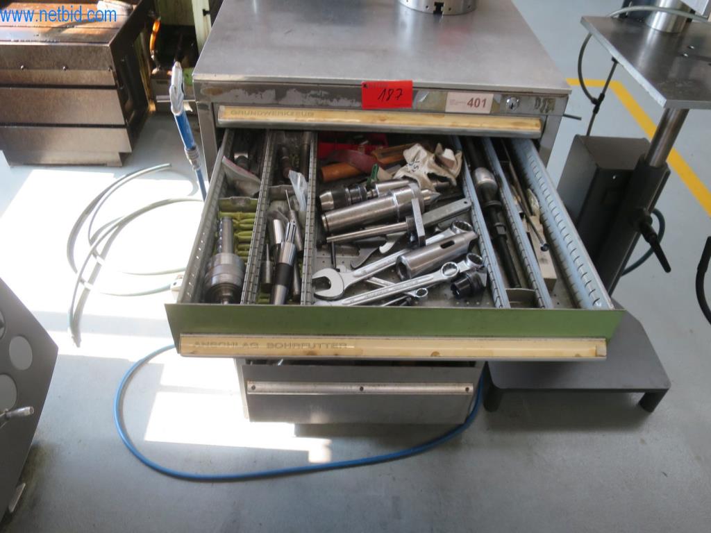 Kompletní sortiment vysoce kvalitních CNC obráběcích strojů-7