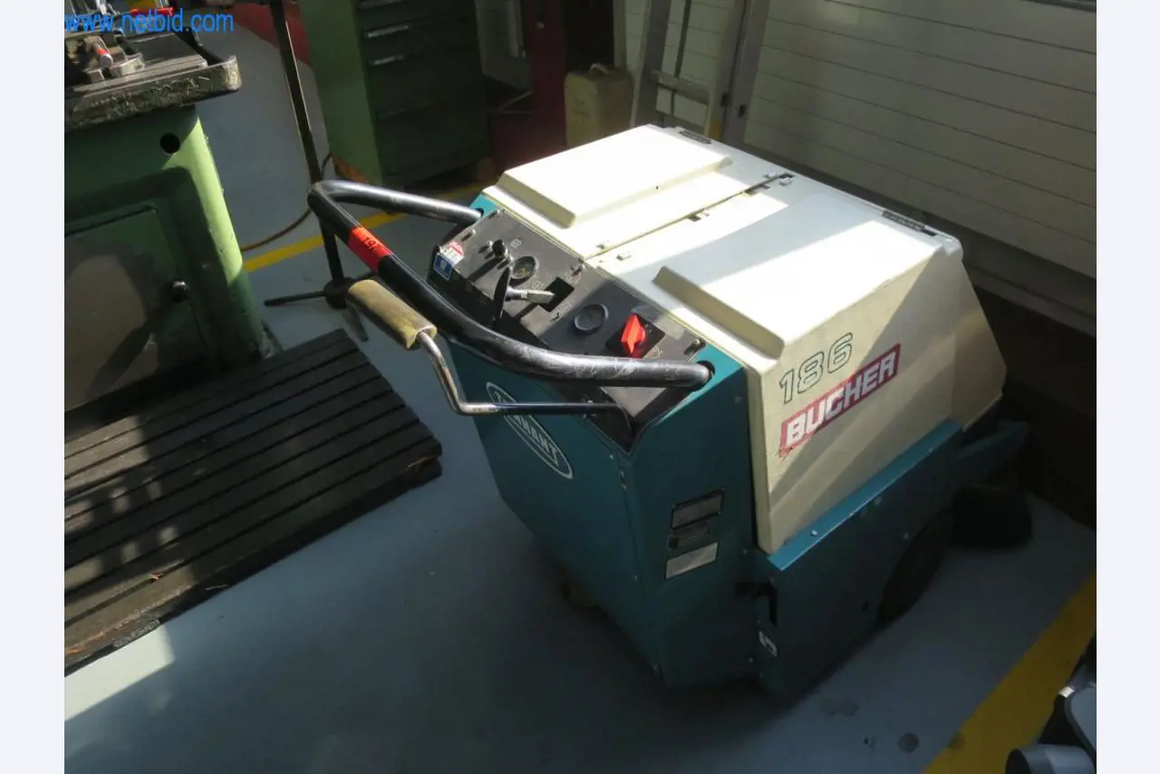 Kompletní sortiment vysoce kvalitních CNC obráběcích strojů-3