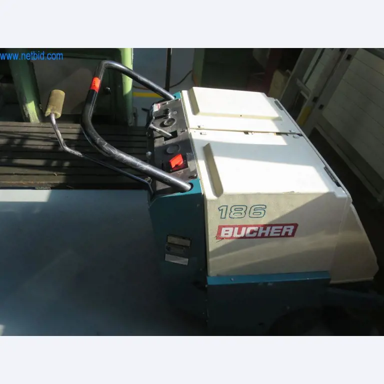 Kompletní sortiment vysoce kvalitních CNC obráběcích strojů-4