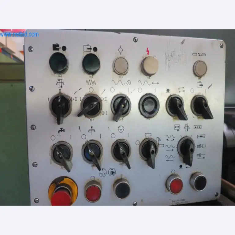 Gama completa de máquinas de processamento CNC de alta qualidade-5
