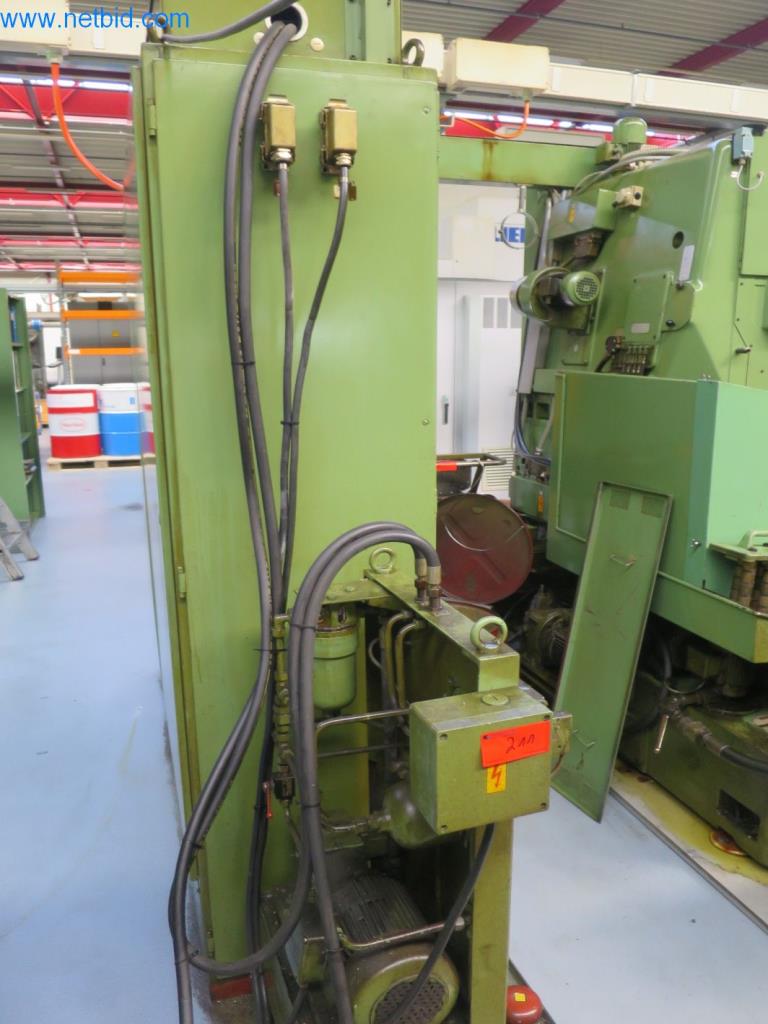 Kompletní sortiment vysoce kvalitních CNC obráběcích strojů-11